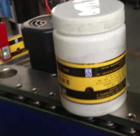 Машина для етикетування круглих пляшок, машина для розливу та етикетування пляшок для цукерки