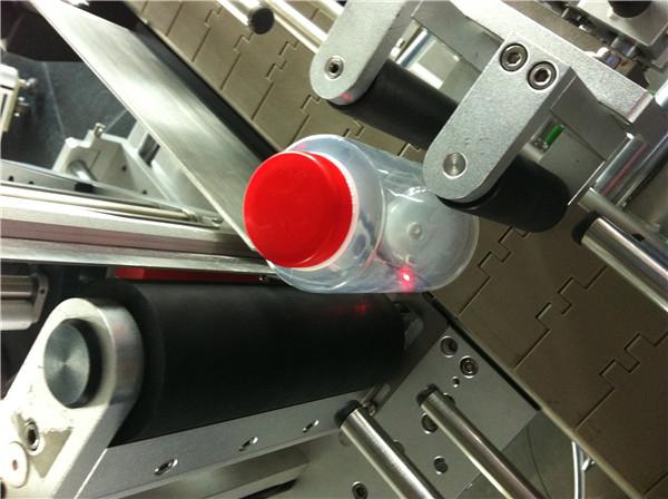 Машина для наклейки наклейки на круглі пляшки Pawpaw / Guava для поля напою