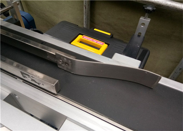 Маркувальна машина CE для маркування напоїв / напоїв / щоденної хімії / медицини