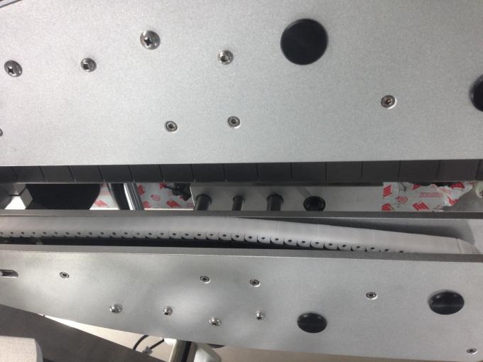 Кілька типів наклейки для пляшок Етикетувальна машина PLC Control System