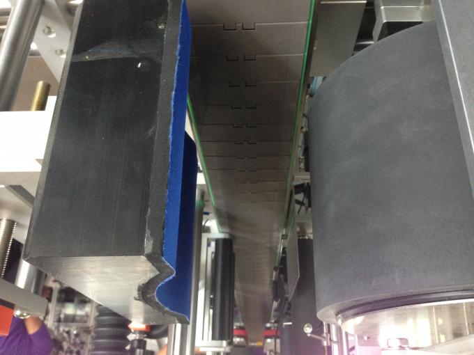 Автоматичний аплікатор для наклейок наклейок для пластикової / скляної круглої пляшки