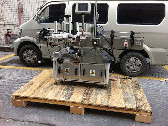 Повна автоматична машина для наклейки спереду та ззаду для круглих банок для домашніх тварин